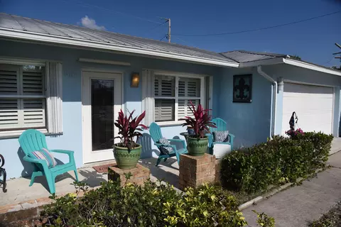 351 Beacon St, Tequesta, FL 33469 photo 2