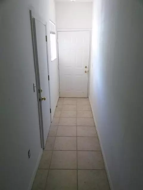 270 SE Kitching Cir, Stuart, FL 34994 photo 5