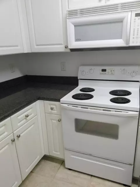 270 SE Kitching Cir, Stuart, FL 34994 photo 10