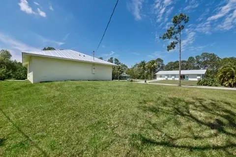 3665 SE Lower St, Stuart, FL 34997 photo 4