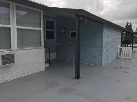 2419 SW Versailles Ter, Stuart, FL 34997 photo 2