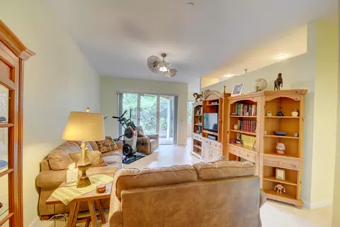 138 SW Walking Path, Stuart, FL 34997 photo 6