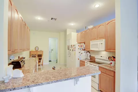 138 SW Walking Path, Stuart, FL 34997 photo 11