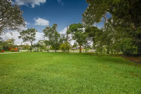 2211 NW 18th Dr, Stuart, FL 34994 photo 29