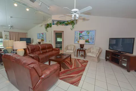 2211 NW 18th Dr, Stuart, FL 34994 photo 23