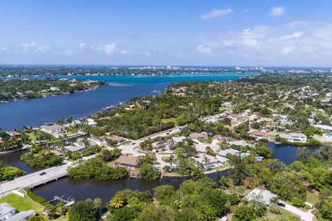 210 Sims Dr, Jupiter, FL 33458 photo 2