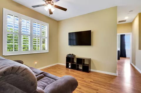 328 SE Bloxham Way, Stuart, FL 34997 photo 8