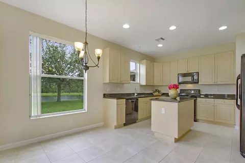 1244 SE Kirk St, Stuart, FL 34997 photo 6