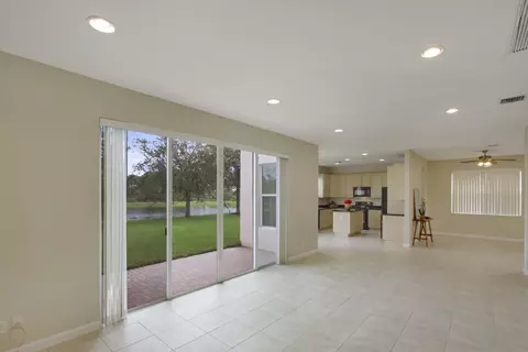 1244 SE Kirk St, Stuart, FL 34997 photo 7