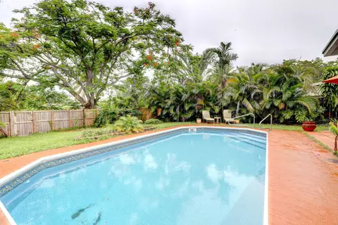 363 SW 65 Ave, Margate, FL 33068 photo 9