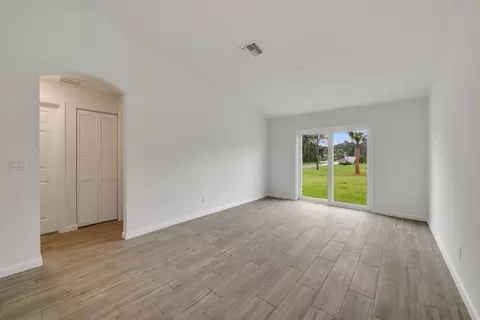 5030 SE Jack Ave, Stuart, FL 34997 photo 2