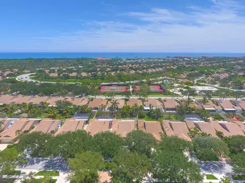 129 Cape Pointe Cir, Jupiter, FL 33477 photo 26
