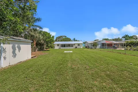 3056 SE Mimosa St, Stuart, FL 34997 photo 16