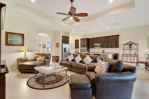 7953 SW Marin Dr, Stuart, FL 34997 photo 4