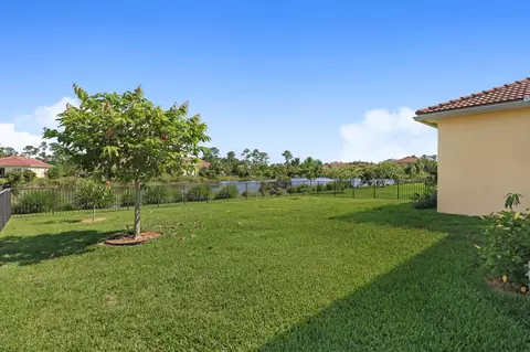 7953 SW Marin Dr, Stuart, FL 34997 photo 18