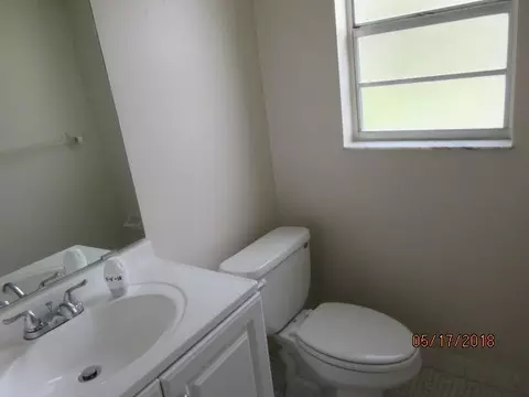 350 E Laurel Dr #4F, Margate, FL 33063 photo 6