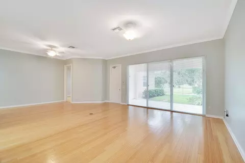 110 Rockingham Rd, Jupiter, FL 33458 photo 11
