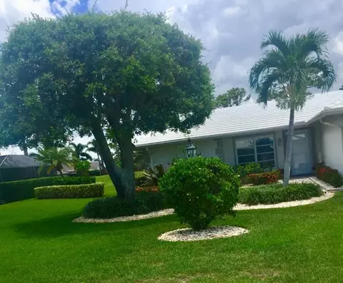 1826 SEl Pinar Ln, Stuart, FL 34996 photo 1