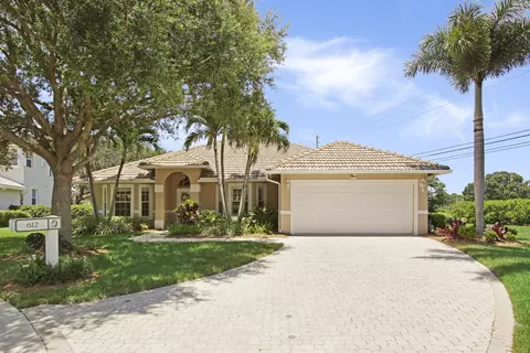 612 Scrubjay Dr, Jupiter, FL 33458 photo 2