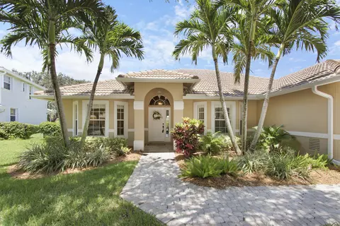 612 Scrubjay Dr, Jupiter, FL 33458 photo 1
