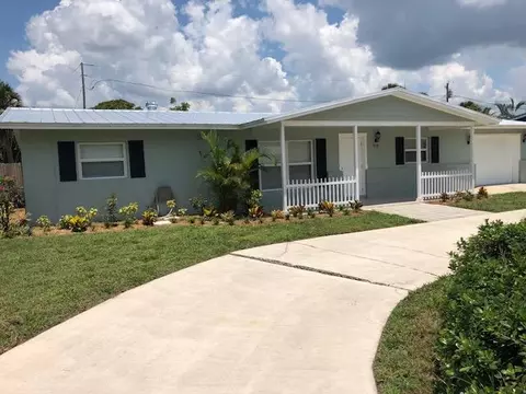 910 SE Ocean Ave, Stuart, FL 34996 photo 5