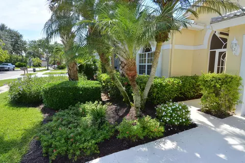 4728 SE Mizner Pl, Stuart, FL 34997 photo 3