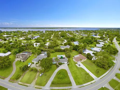 1230 NW Pine Lake Dr, Stuart, FL 34994 photo 1