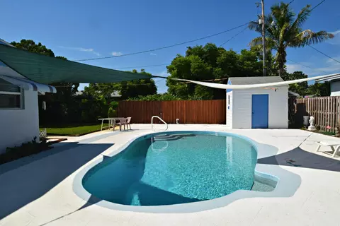1605 SE 9th St, Stuart, FL 34996 photo 25
