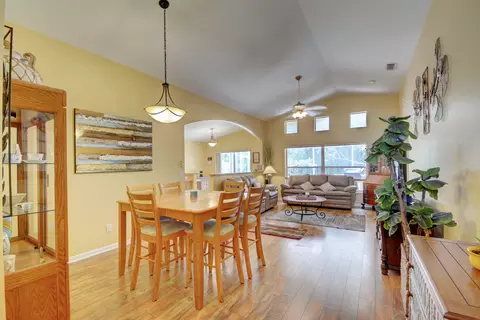1058 SE Westminster Pl, Stuart, FL 34997 photo 7