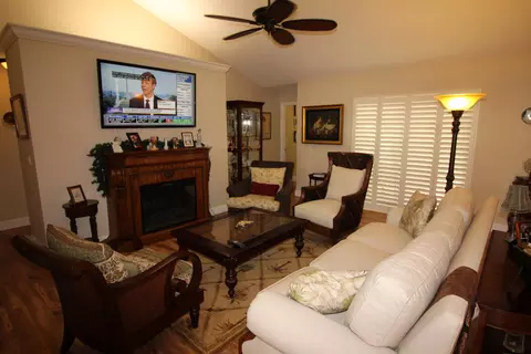2734 NW Florida Ave, Stuart, FL 34994 photo 9