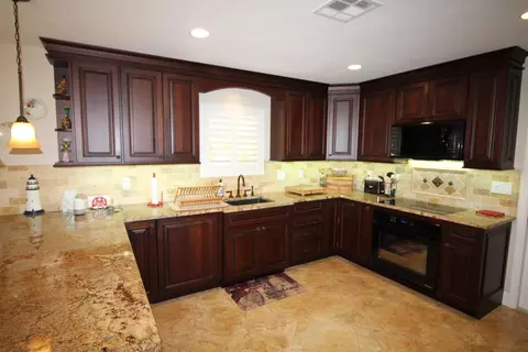 2734 NW Florida Ave, Stuart, FL 34994 photo 6