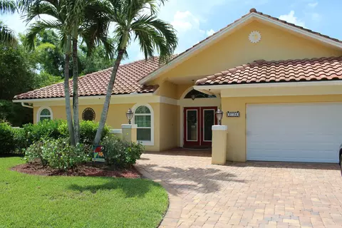 2734 NW Florida Ave, Stuart, FL 34994 photo 3