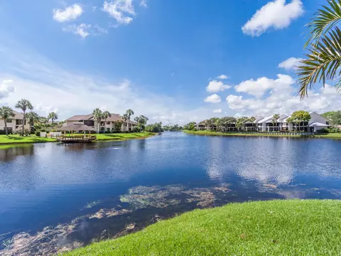 17064 Crossgate Dr, Jupiter, FL 33477 photo 4
