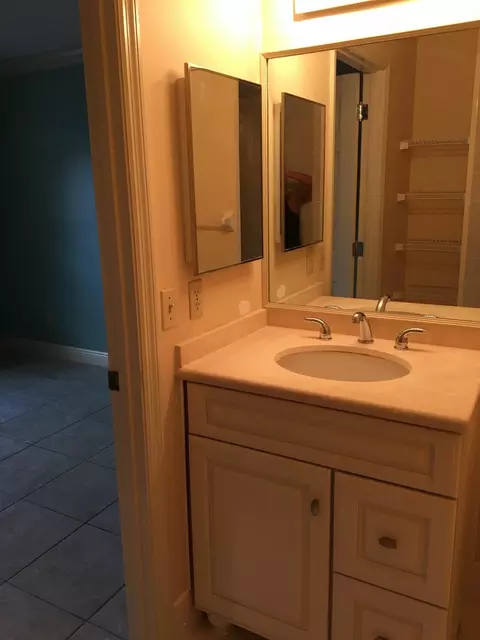 2127 SE Harrison St, Stuart, FL 34997 photo 9
