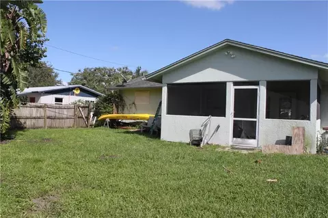 2127 SE Harrison St, Stuart, FL 34997 photo 23
