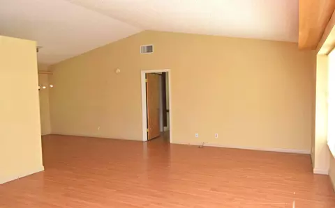 2905 SE Glasgow Dr, Stuart, FL 34997 photo 4