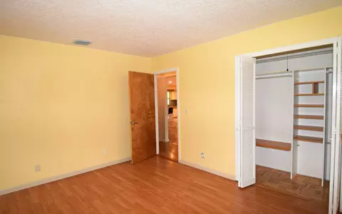 2905 SE Glasgow Dr, Stuart, FL 34997 photo 23
