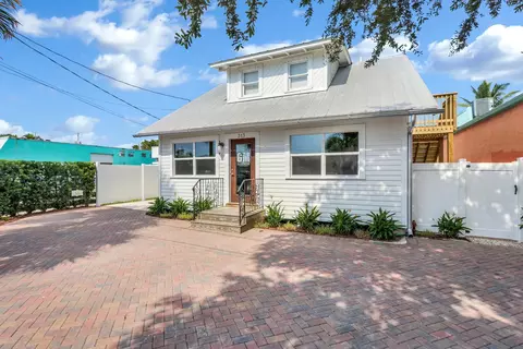 313 SW Albany Ave, Stuart, FL 34994 photo 9