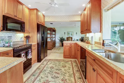 234 Golfview Dr, Tequesta, FL 33469 photo 5