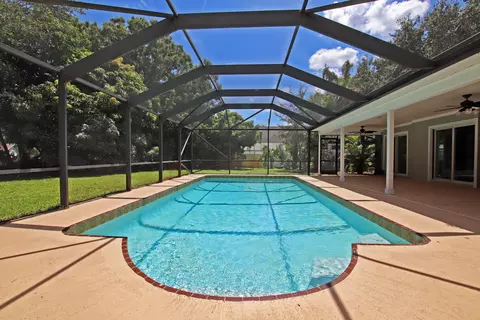 300 River Dr, Tequesta, FL 33469 photo 21