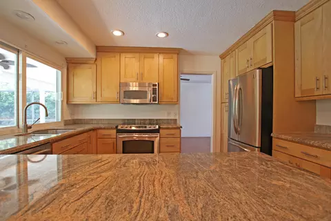 300 River Dr, Tequesta, FL 33469 photo 7