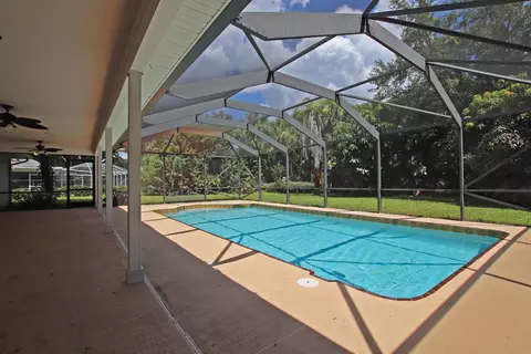 300 River Dr, Tequesta, FL 33469 photo 19