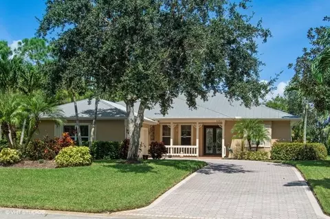 8393 SW Masthead Dr, Stuart, FL 34997 photo 1