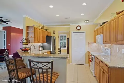 8393 SW Masthead Dr, Stuart, FL 34997 photo 5