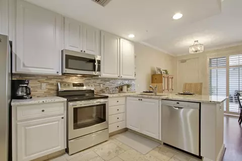 172 Freeport Dr, Jupiter, FL 33458 photo 7