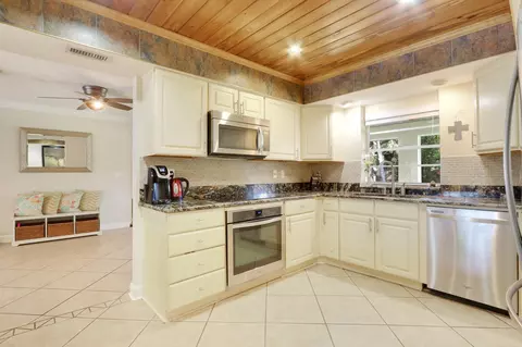 1129 NW Fork Rd, Stuart, FL 34994 photo 8