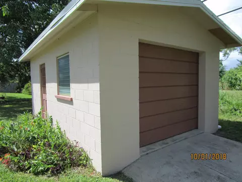 2383 SE Washington St, Stuart, FL 34997 photo 5