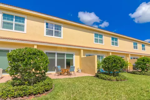 684 SW Glen Crest Way, Stuart, FL 34997 photo 19