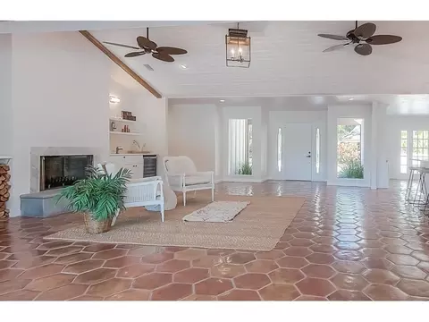 6051 SE Medinah Ln, Stuart, FL 34997 photo 9