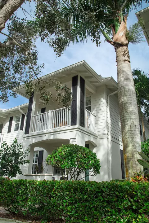3239 E Community Dr, Jupiter, FL 33458 photo 1